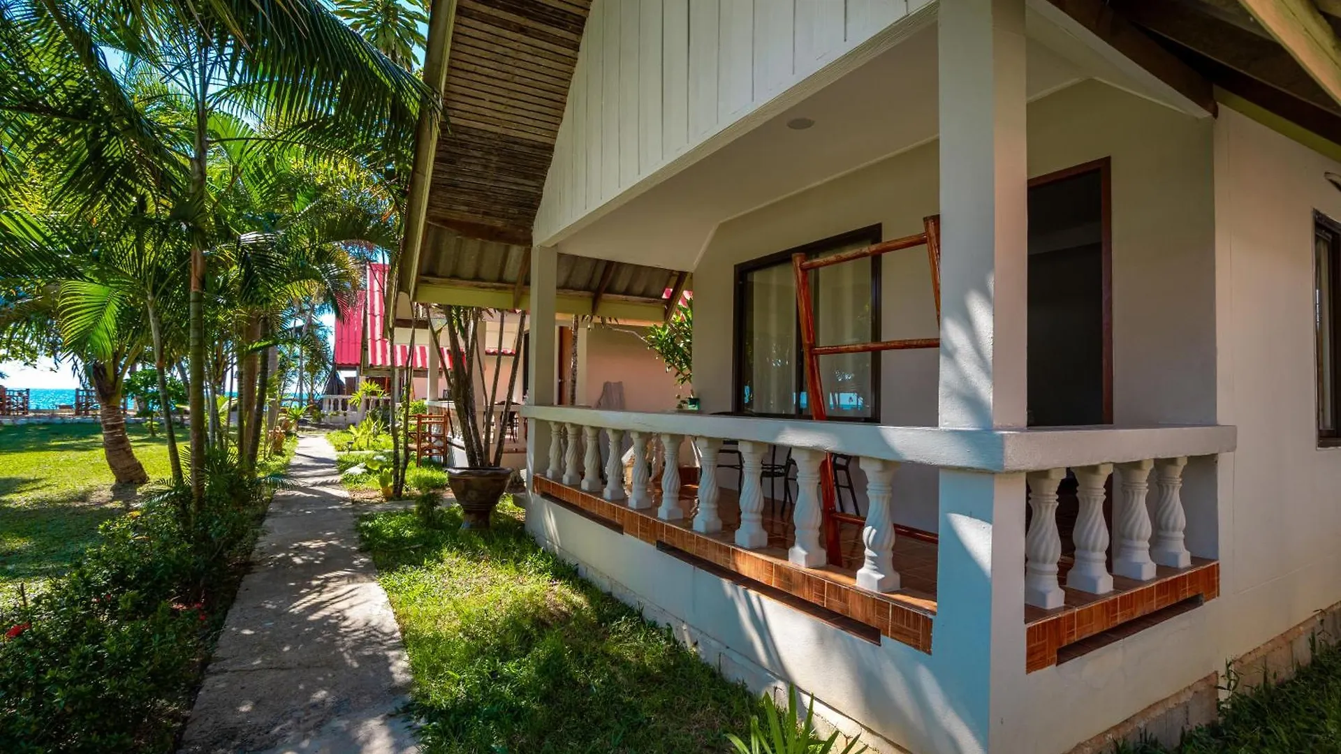 Lanta Beachfront Resort Ko Lanta